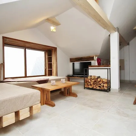 Lägenhet Lux & Zimski San *